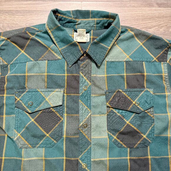 L.L. Bean Men's Katahdin Performance Flannel Shirt - Green - Picture 2 of 6